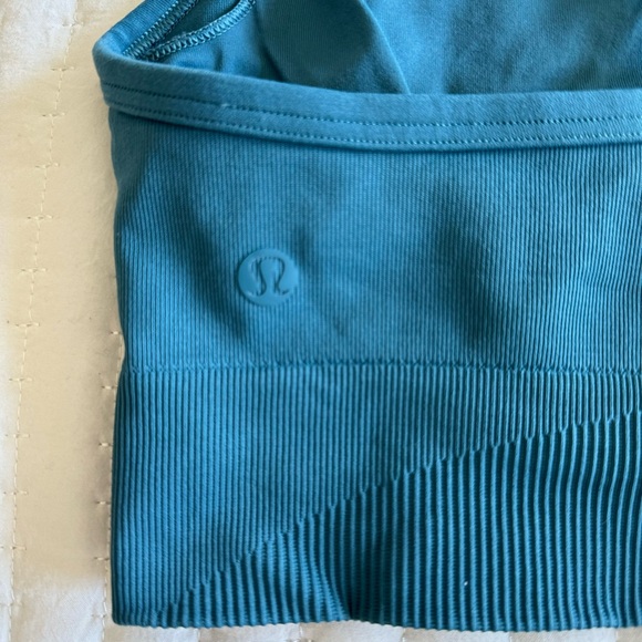 EUC Ebb to Street Bra C/D - Picture 5 of 9